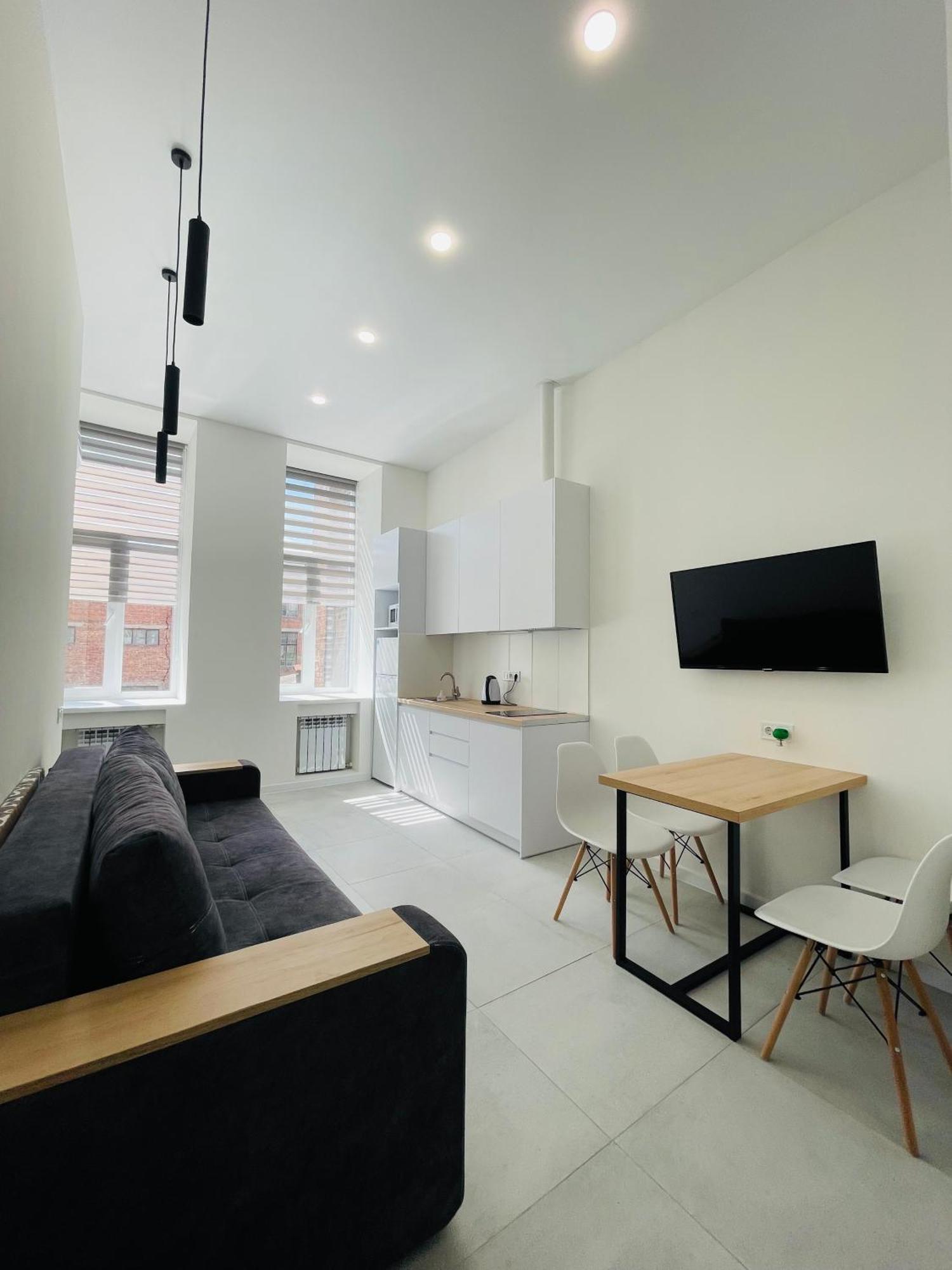 Apartment For Rent In The City Center Of Kharkiv K18 Elinaflats Exterior photo
