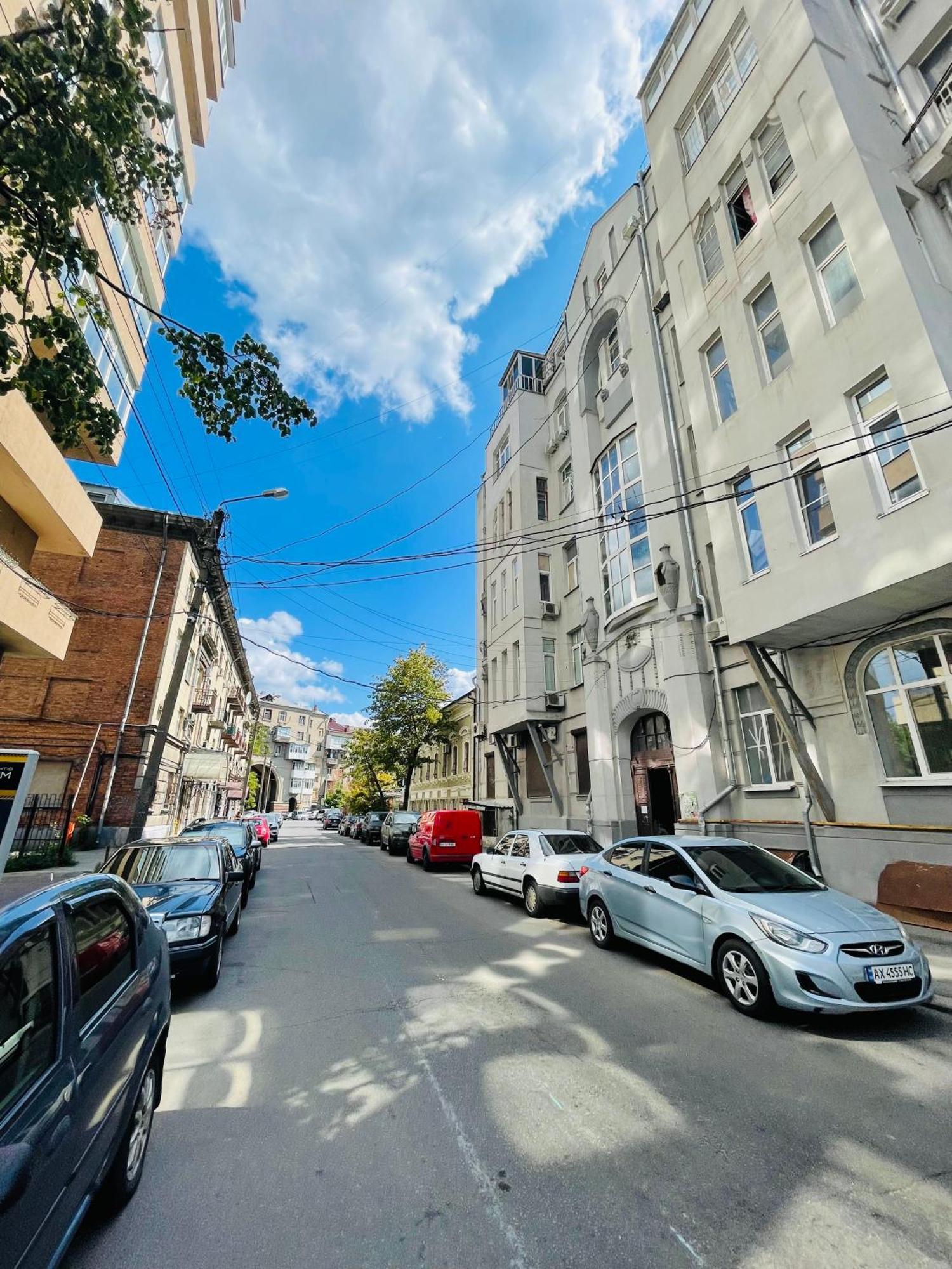 Apartment For Rent In The City Center Of Kharkiv K18 Elinaflats Exterior photo