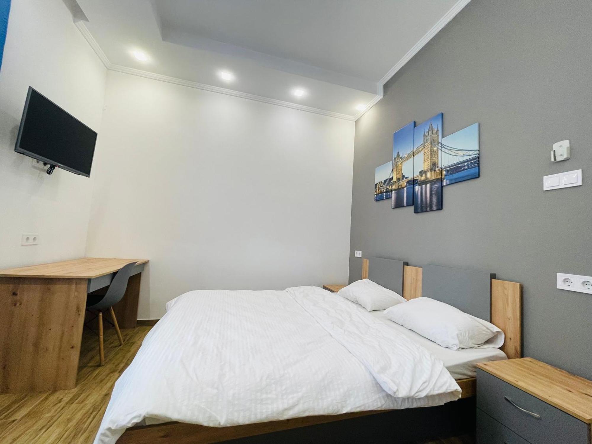 Apartment For Rent In The City Center Of Kharkiv K18 Elinaflats Exterior photo