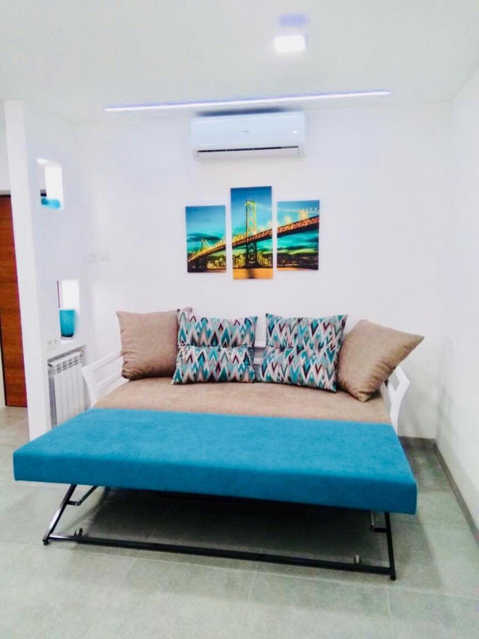 Apartment For Rent In The City Center Of Kharkiv K18 Elinaflats Exterior photo